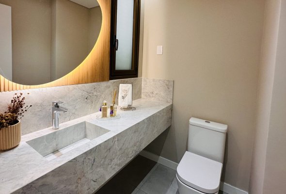 Cuba Esculpida em Mármore Natural